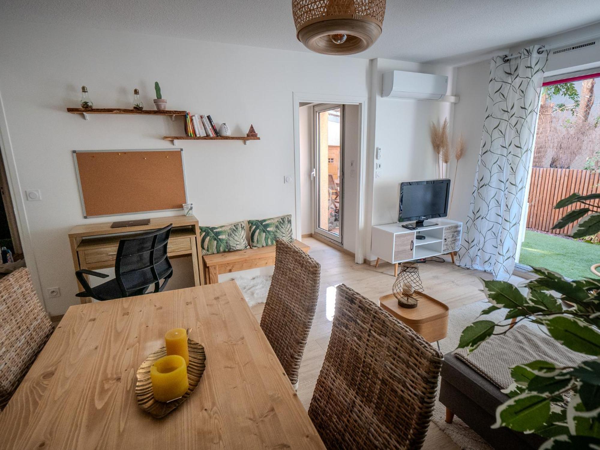 Rare & Confidentiel A Montpellier Apartment Exterior photo